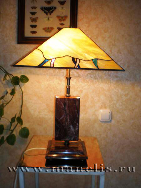 s29.JPG - Настольная лампа,  витраж Тиффани, натуральный камень.