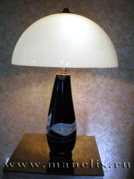 s17.JPG - Настольная лампа, стекло.