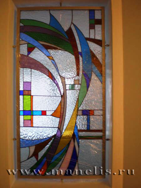 v41.JPG - Геометрическая композиция данного витража, превращает вашу дверь в элемент декора.